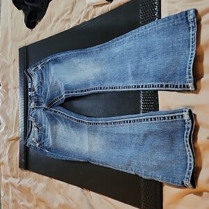 Miss Me womens jeans slim boot cut. Size 26 in great shape